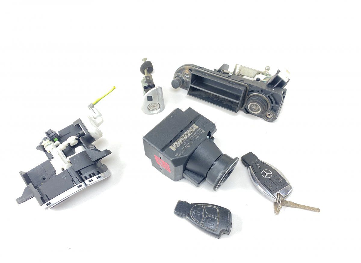 A2305452308 Ignition switch lock (ignition barrel) MERCEDES-BENZ SL-CLASS (R230) (2001-2012)