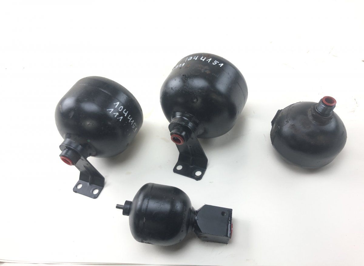 A2203270115 A2203270215 A2203200415 Air spring load accumulator set MERCEDES-BENZ SL-CLASS (R230) (2001-2012)