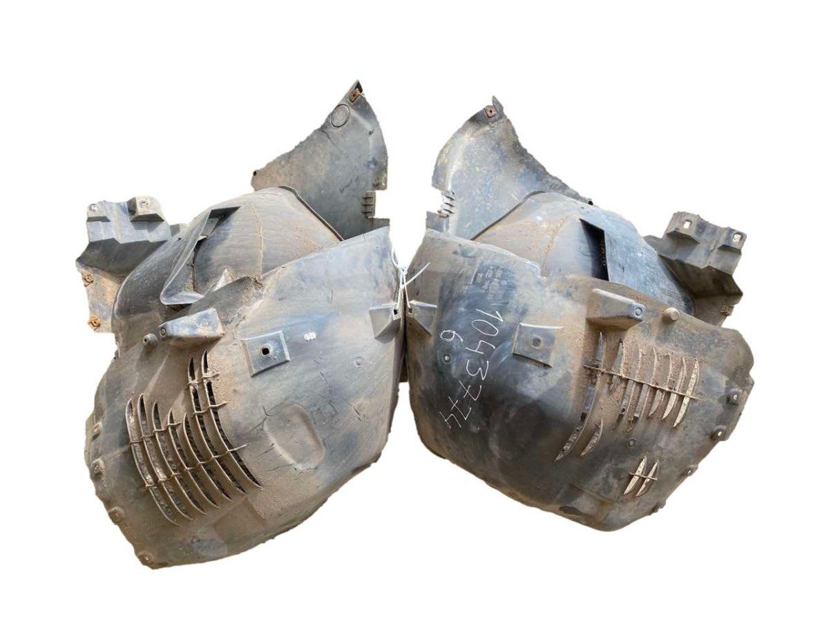 A2306901330 A2306901430 Fender inner liner front set MERCEDES-BENZ SL-CLASS (R230) (2001-2012)