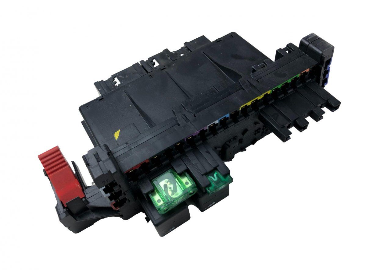 05045139 05045135 05045131 Fuse box MERCEDES-BENZ SL-CLASS (R230) (2001-2012)