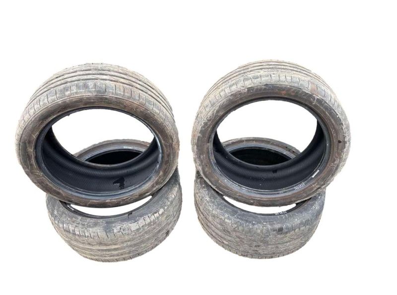 Tyre 4 pcs MERCEDES-BENZ SL-CLASS (R230) (2001-2012)