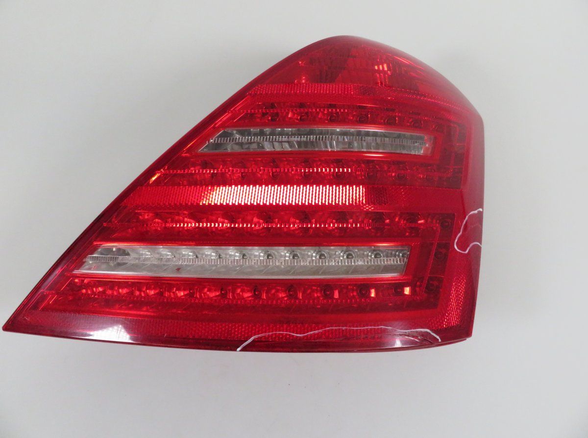 A2218201464 Tail light, right MERCEDES-BENZ S-CLASS (W221) (2005-2013)