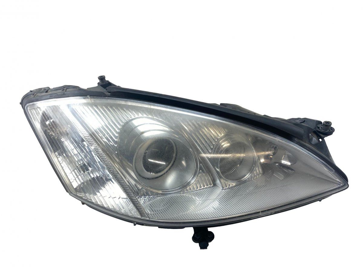 A2218203261 Headlight right MERCEDES-BENZ S-CLASS (W221) (2005-2013)