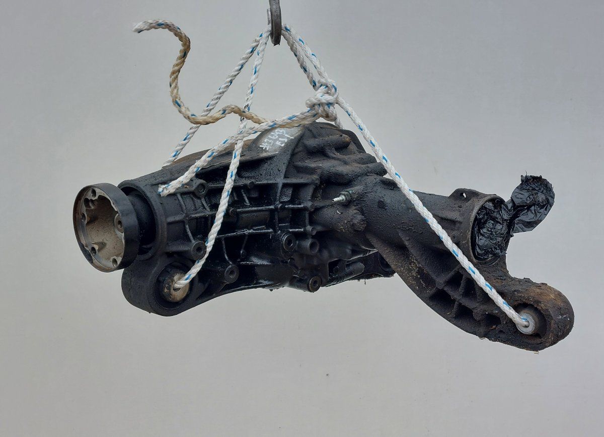 A1643302102 4460060085 Front axle Differential MERCEDES-BENZ ML-CLASS (W164) (2005-2011)