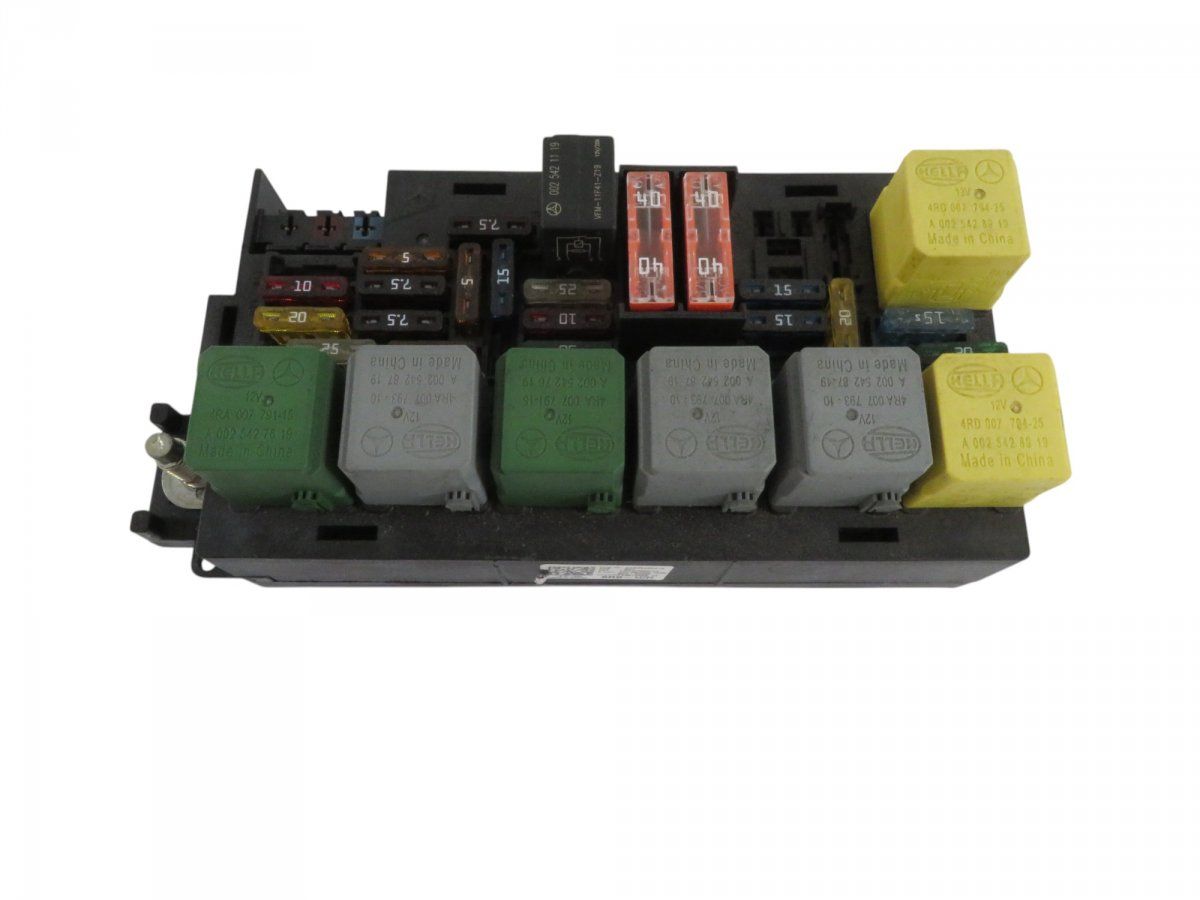 A1645403472 Fuse box MERCEDES-BENZ R-CLASS (W251) (2006-2013)