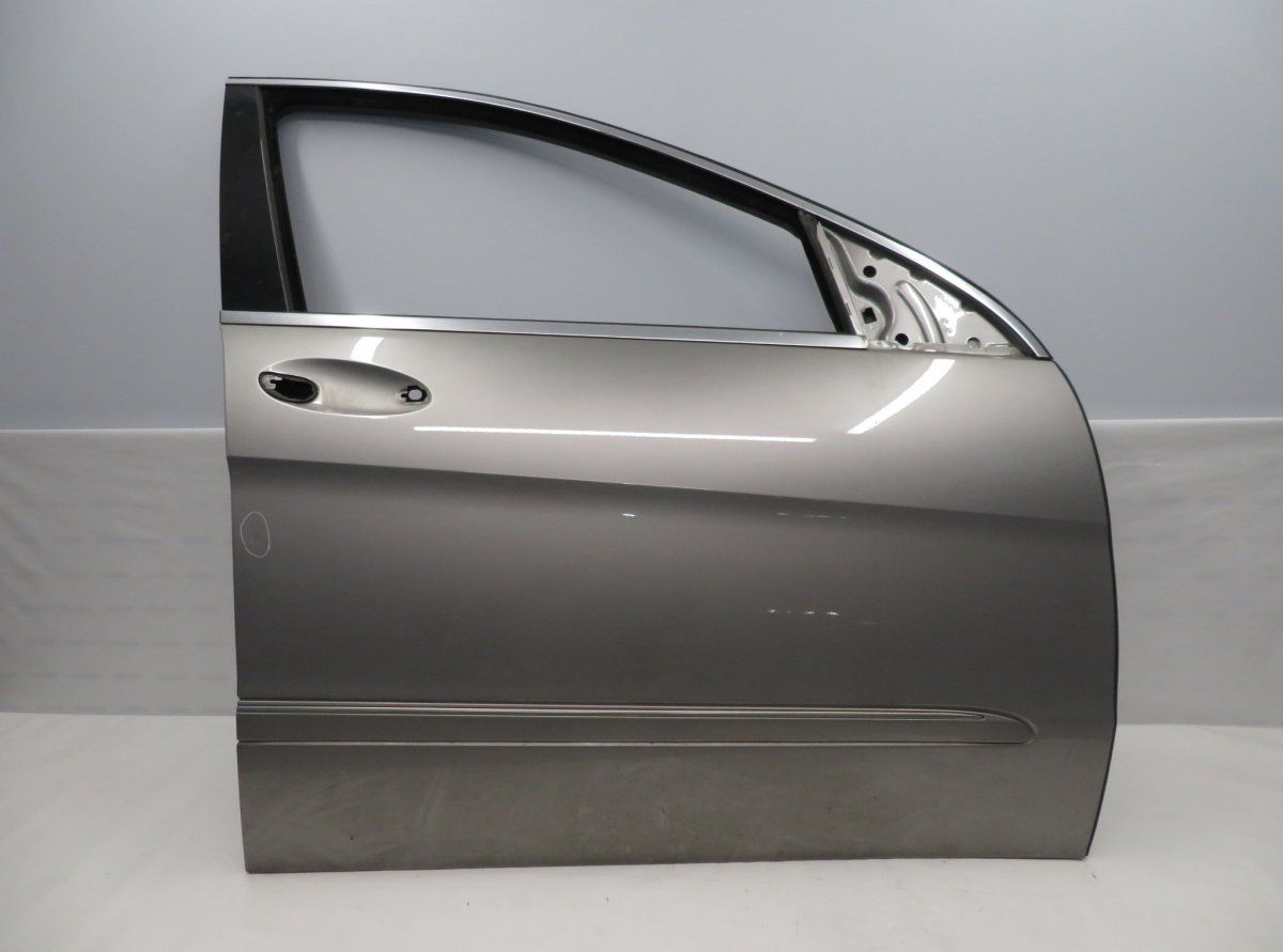 A2517201005 A2517200605 A2517200205 Door Front Right MERCEDES-BENZ R-CLASS (W251) (2006-2013)