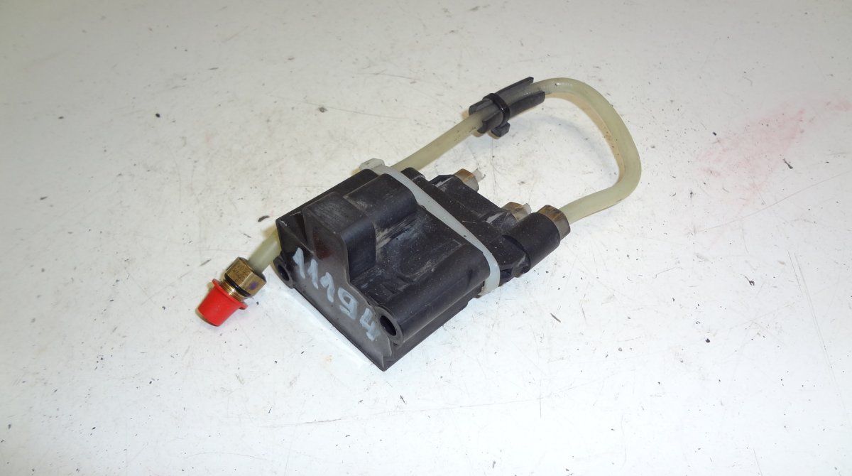 Air suspension valve block MERCEDES-BENZ E-CLASS (W212) (2009-2016)