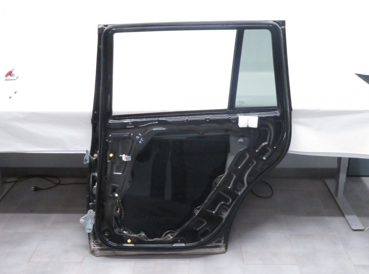 A1647301005 1647301005 Door Rear Right MERCEDES-BENZ GL-CLASS (X164) (2006-2012)