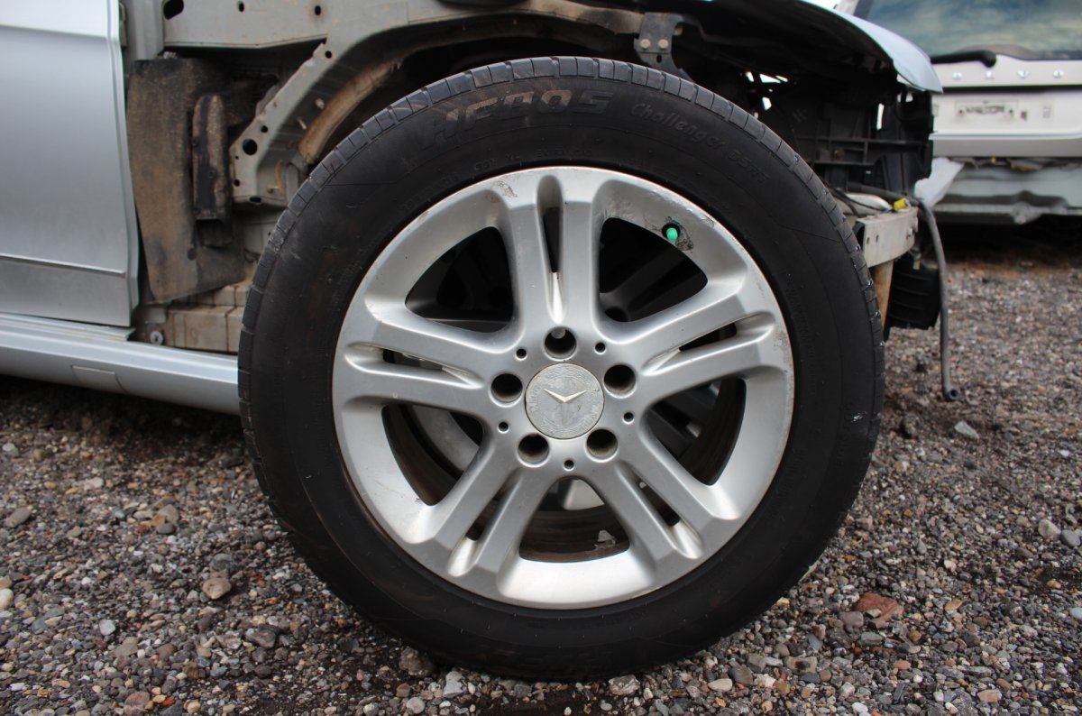 Rim set With Tyres 4 pcs MERCEDES-BENZ E-CLASS (W212) (2009-2016)