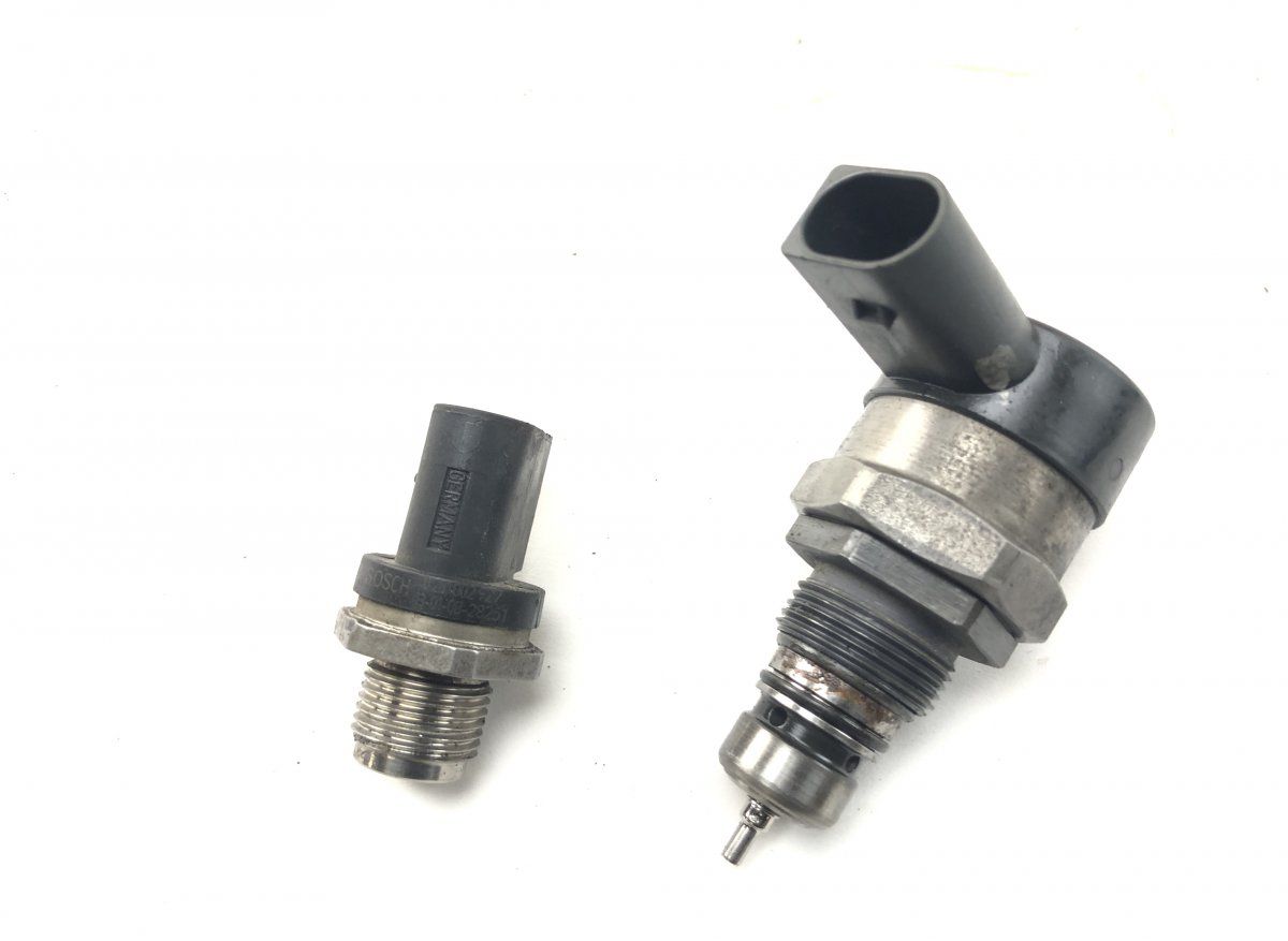 0281002927 A6420740284 0281002985 Fuel pressure regulator set MERCEDES-BENZ E-CLASS (W212) (2009-2016)