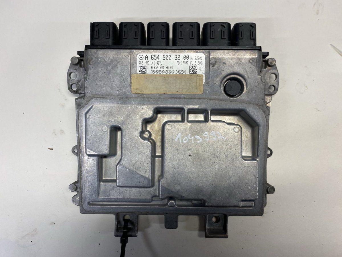 0281031884 0281033490 Engine Control Unit / module (ECU) MERCEDES-BENZ E-CLASS (W213) (2016-2023)