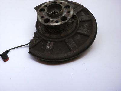 A2123502108 A2123500141 A2113570508 Корпус на колесен лагер заден ляв MERCEDES-BENZ E-CLASS (W212) (2009-2016)