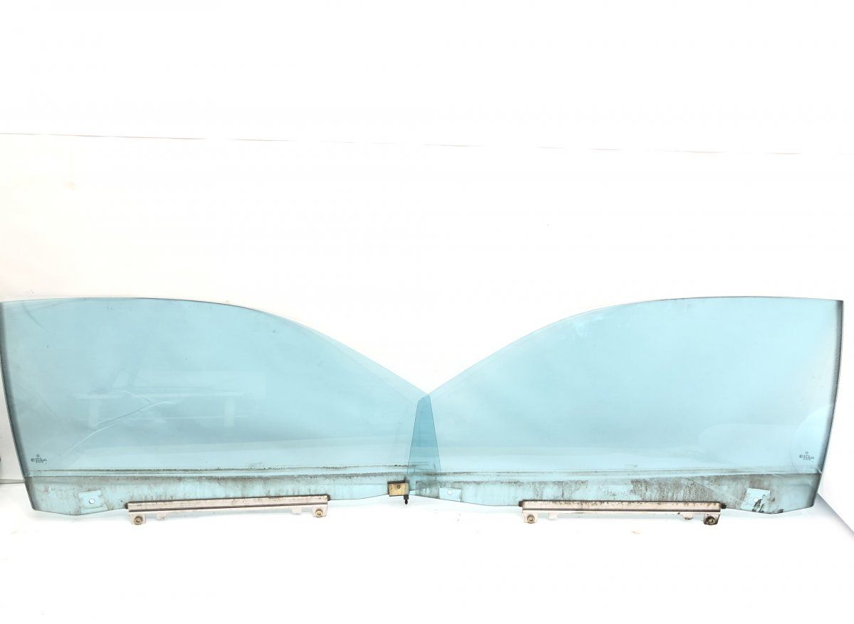A2087200718 A2087200818 Door window glass front left MERCEDES-BENZ CLK (C208) (1997-2002)