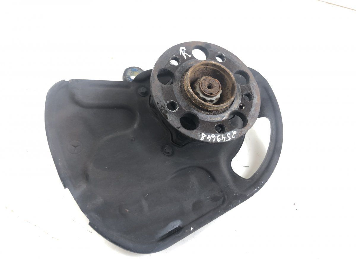A2043322001 Wheel bearing housing front right MERCEDES-BENZ C-CLASS (W204) (2007-2013)