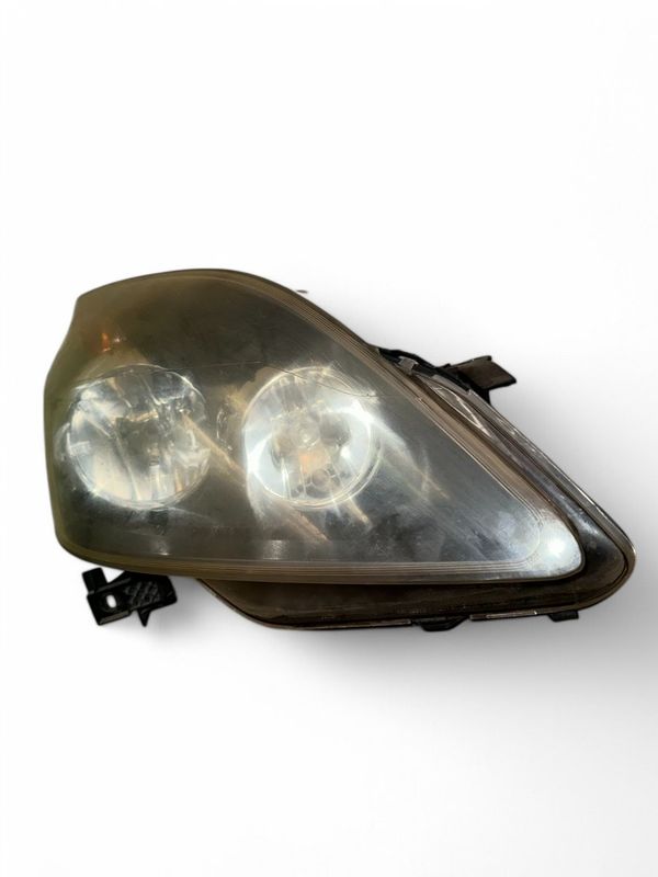 93190409 20A725 Headlight right OPEL ZAFIRA B (A05) (2005-2014)