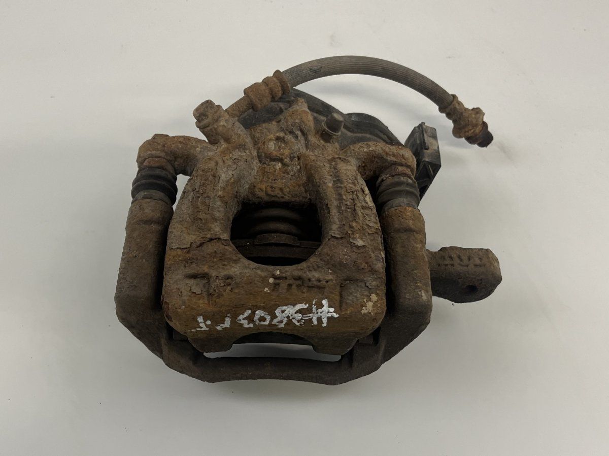 440014CA0A Brake caliper rear  right NISSAN X-TRAIL III (T32) (2013-2022)