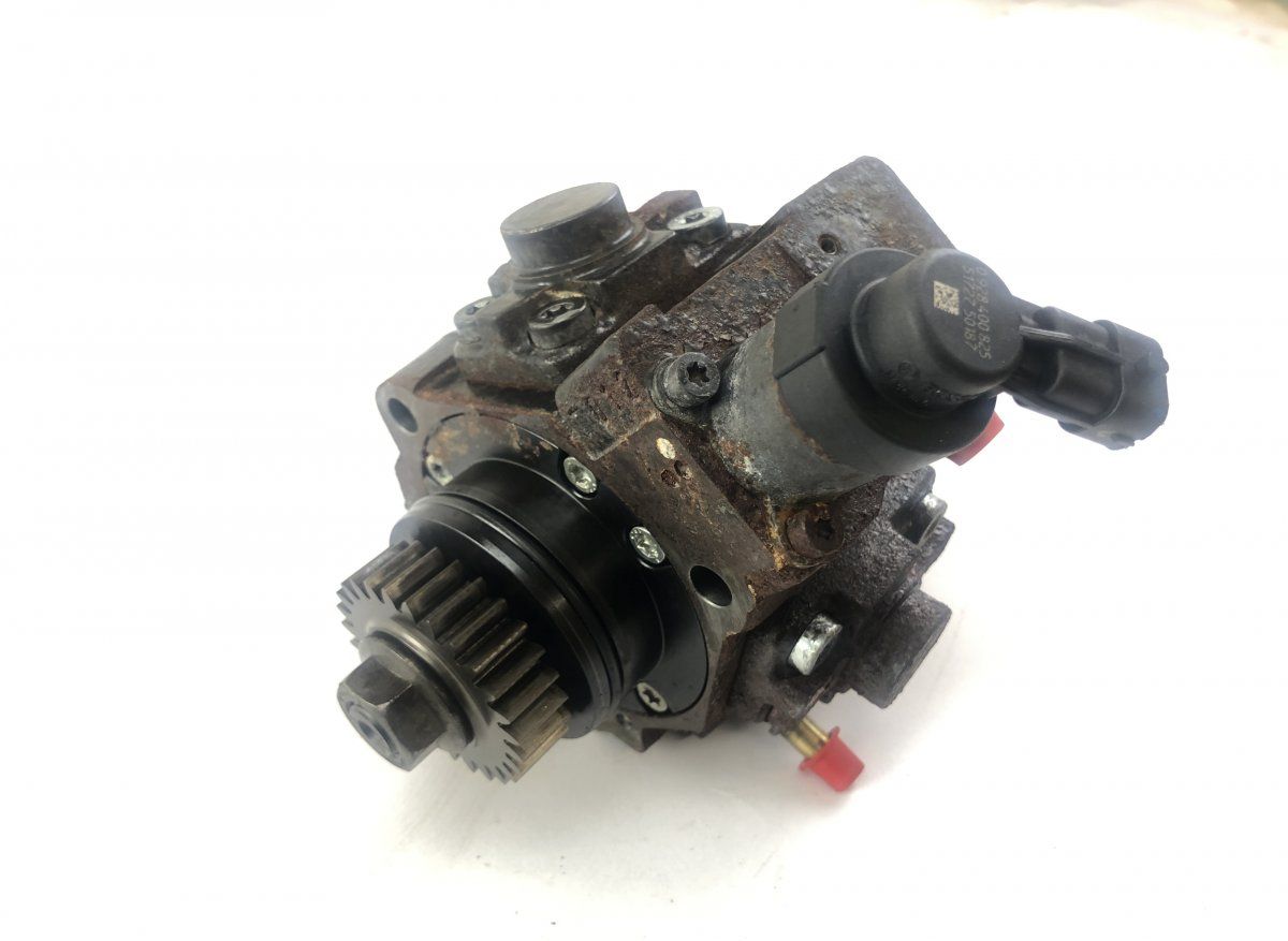 0445010404 0986437064 0986437070 Fuel injection pump, diesel OPEL VIVARO B (2014-2018)