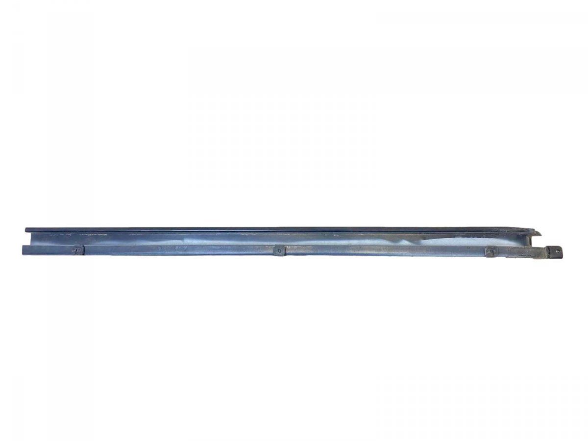 777618647R Sliding door track left RENAULT TRAFIC III (JG, EG, FG) (2014-)