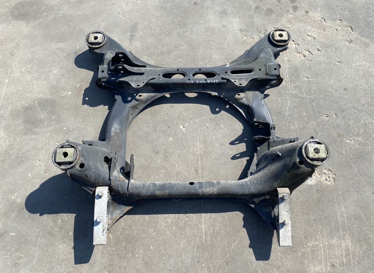 95534103019 95534103020 95534103021 Front Axle Beam PORSCHE CAYENNE I (2002-2010)