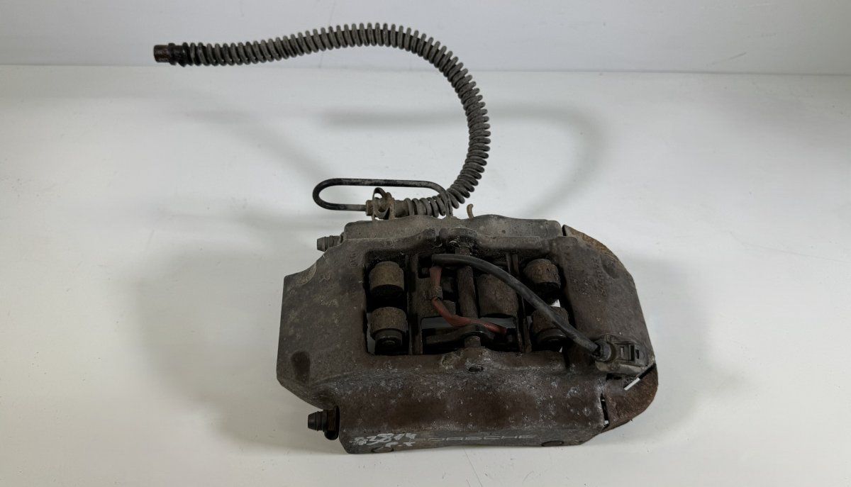 95535242232 Brake caliper rear  right PORSCHE CAYENNE I (2002-2010)