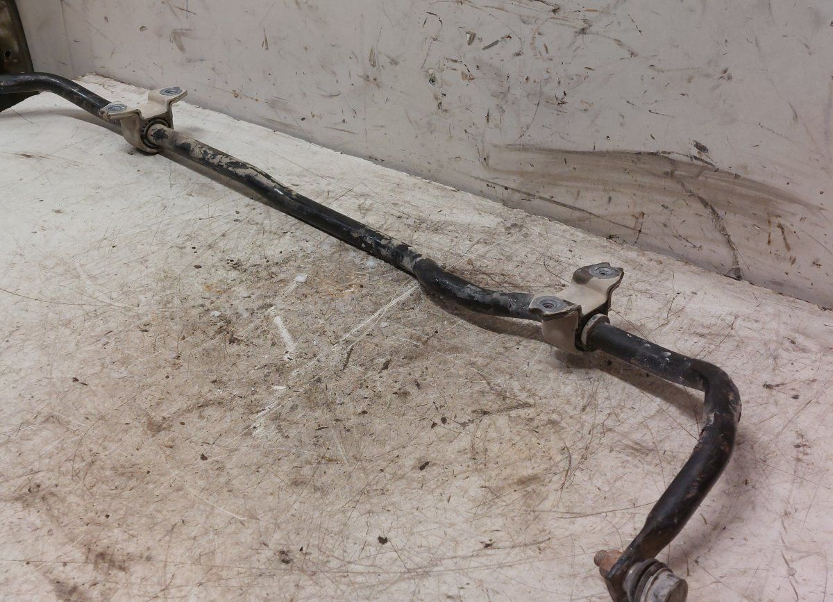 Stabilizer bar front SKODA OCTAVIA II (1Z) (2004-2013)