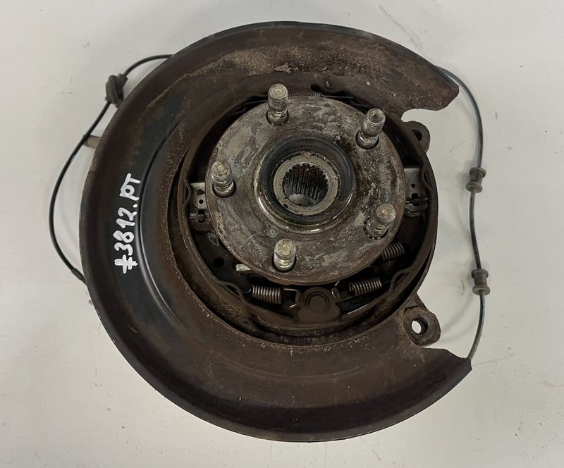 28411SG000 26704FJ000 Корпус на колесен лагер заден десен SUBARU FORESTER (SJ) (2013-2018)