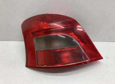 815610D110 Tail light left TOYOTA YARIS II (XP90) (2005-2013)
