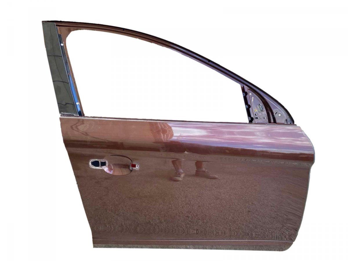 31457679 Door Front Right VOLVO XC60 I (2008-2017)
