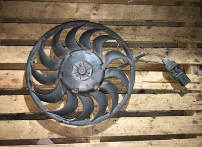 Radiator Fan Electric VOLVO V70 II / XC70 I (P80) (2000-2007)