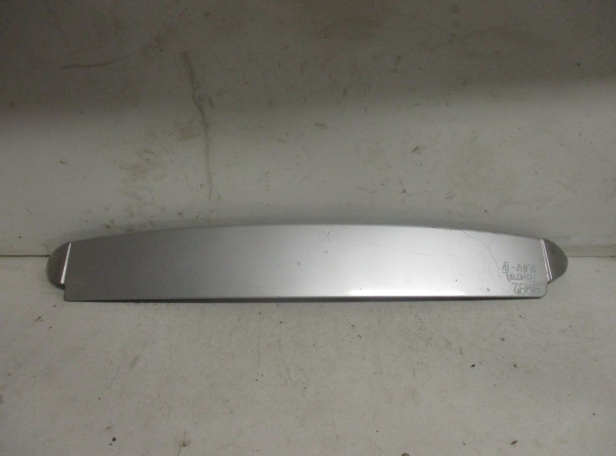 Bootlid / tailgate spoiler TOYOTA RAV 4 III (XA30) (2005-2012)