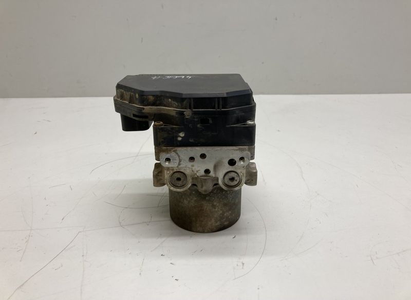 4454042310 89541-42580 ABS хидравлика / помпа TOYOTA RAV 4 IV (XA40) (2012-2019)
