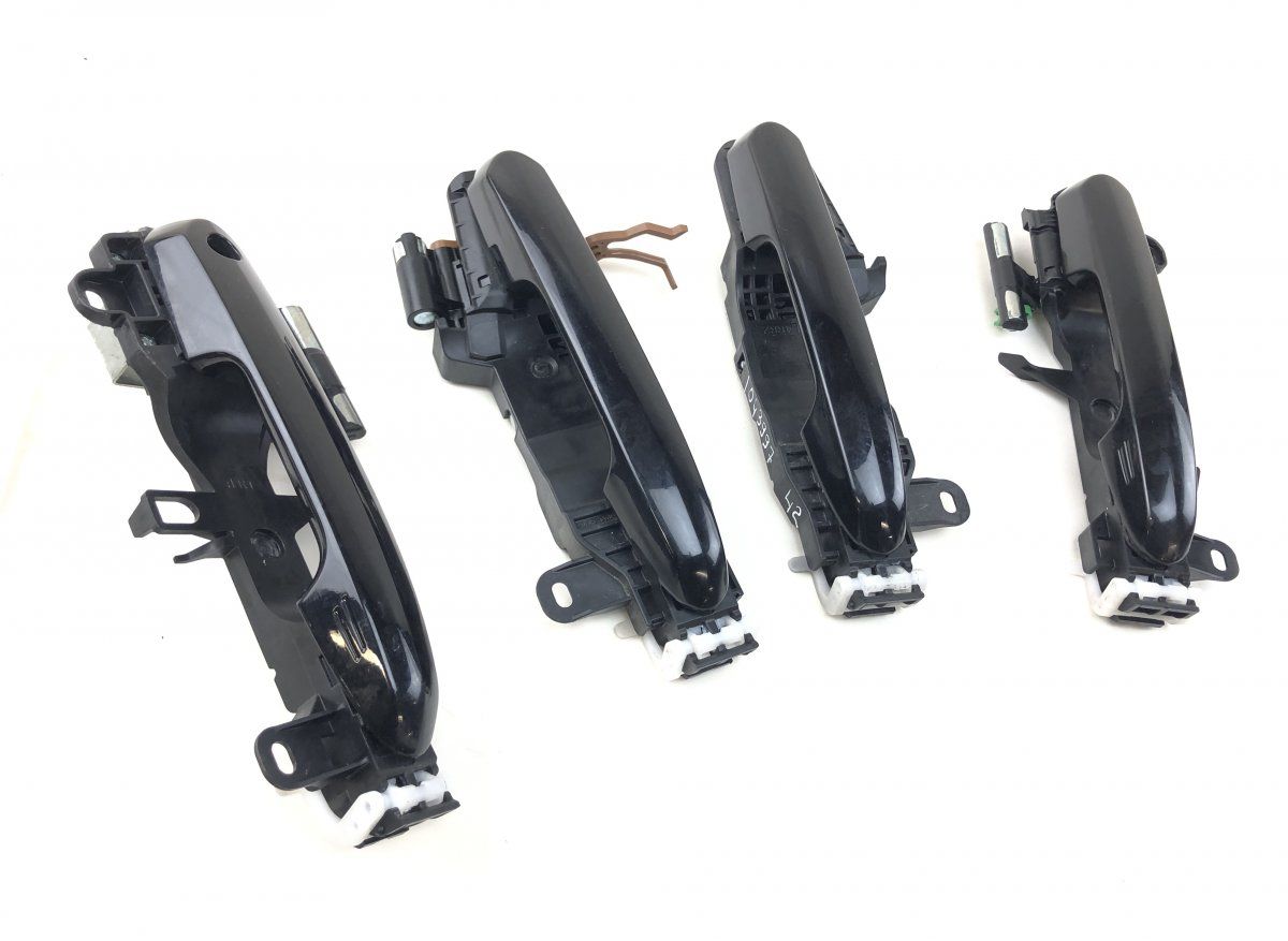 6921030380C2 6921030370C2 6921142080C0 Door handle exterior set TOYOTA RAV 4 V (XA50) (2018-)