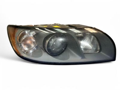 31335240 Headlight right VOLVO S40 / V50 / C30 / C70 (MS, MW) (2004-2012)