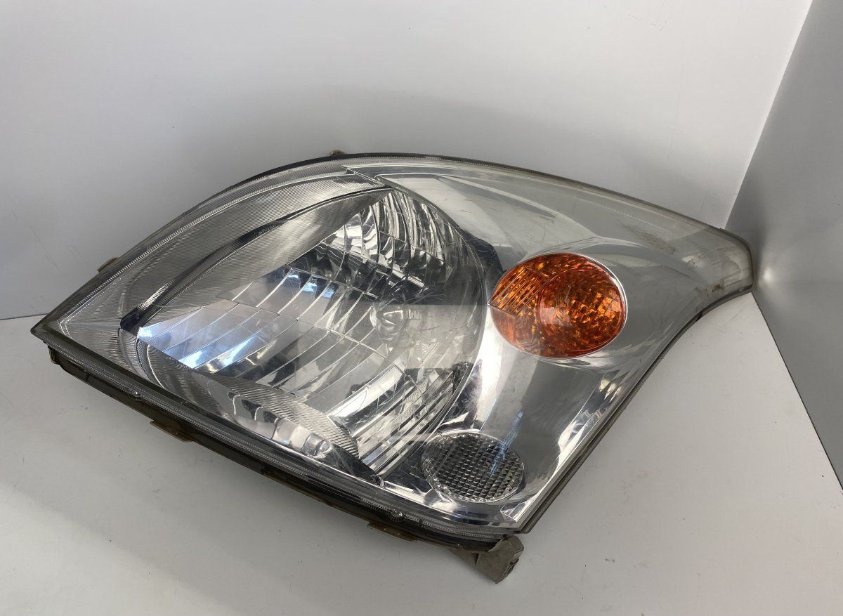 Headlight left TOYOTA LAND CRUISER 120 (2002-2009)