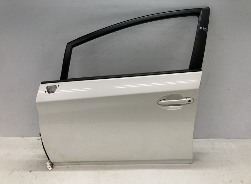 6700247070 Врата предна лява TOYOTA PRIUS III (XW30) (2009-2015)