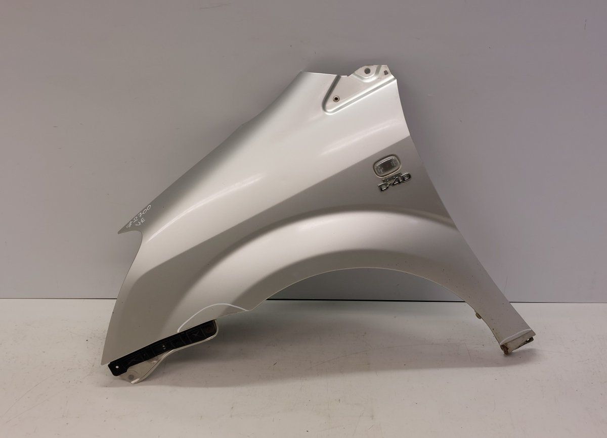 538120F010 Fender Front Left TOYOTA COROLLA Verso II (AR10) (2004-2009)