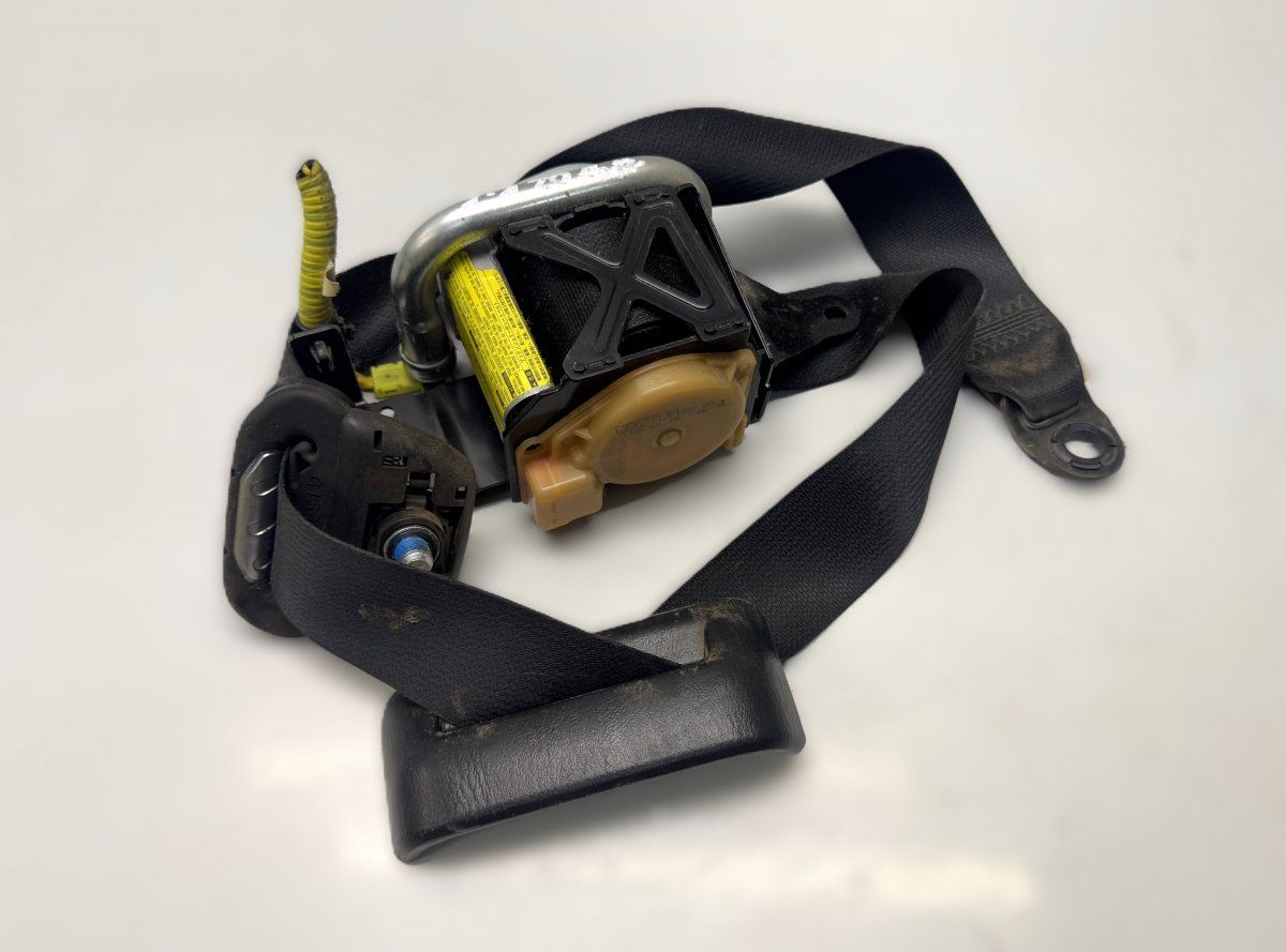 7322026502C0 Seat Belt Front Left TOYOTA HIACE / GRANVIA (XH10, XH20) (1995-2004)