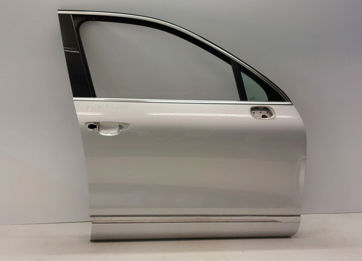 7P0831312B Door Front Right VW TOUAREG II (7P) (2010-2018)