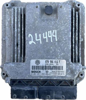 Блок / модул за управление на двигателя (ECU) VW TOUAREG I (7L) (2002-2010)