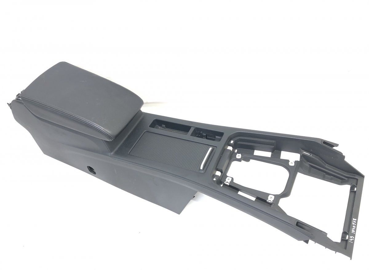 3G0864207A center Console VW PASSAT B8 (3G) / ALLTRACK (2014-2023)