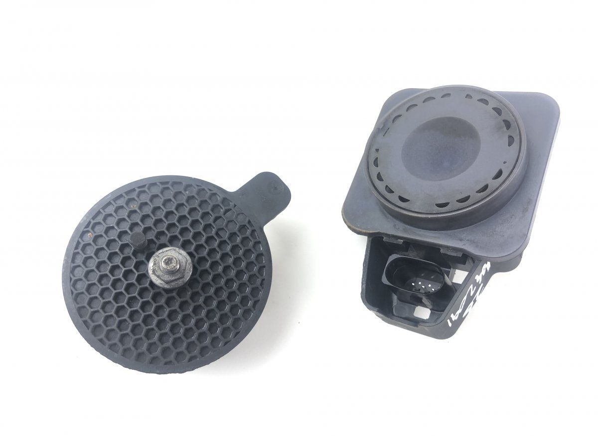 5Q0951605B 4H0907601E Anti-Theft Alarm horn VW PASSAT B8 (3G) / ALLTRACK (2014-2023)