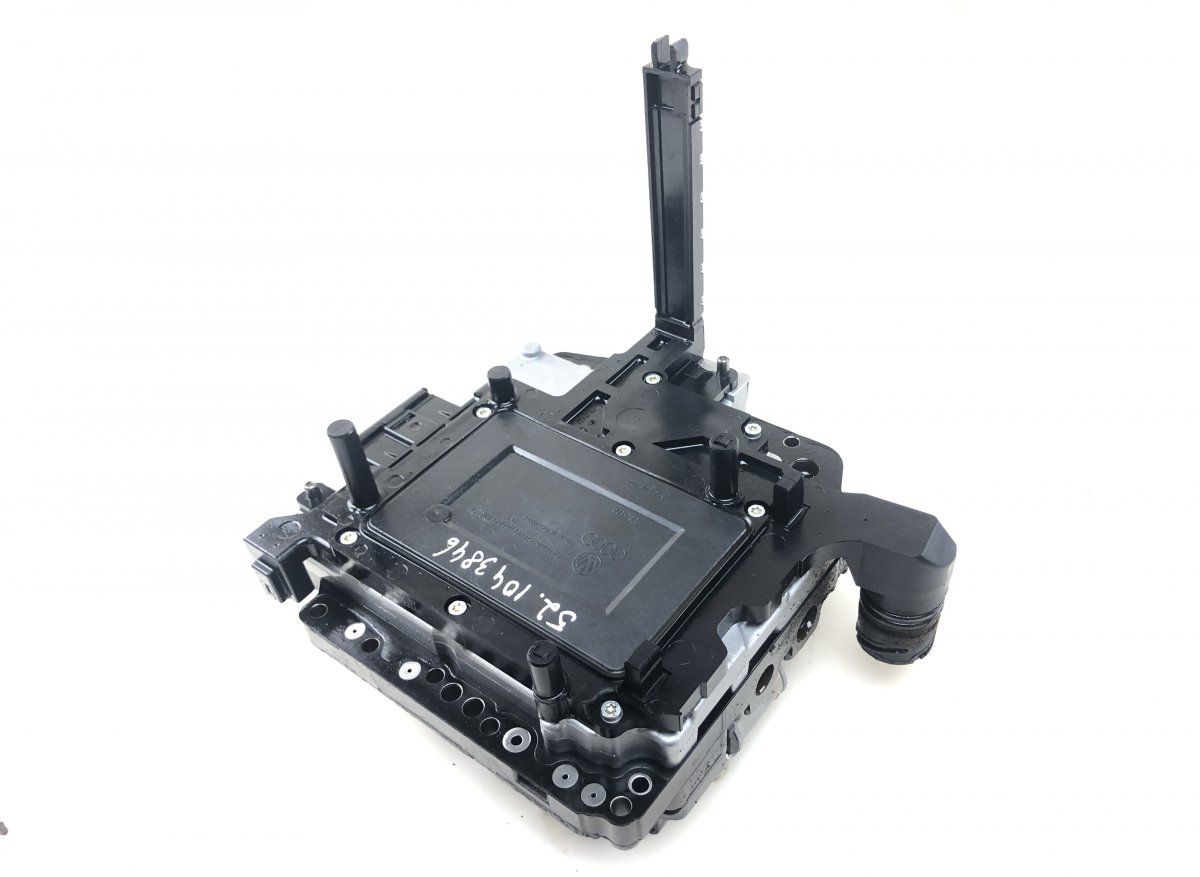 G24M0224 00107456A3 00401975A3 00406403A3 00406403A2 Gearbox Control Unit VW PASSAT B6 (3C) (2005-2010)