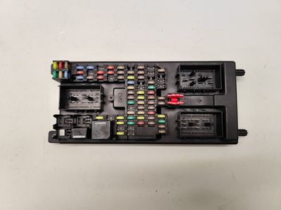 AW9314F041AE Fuse box JAGUAR XJ (X351) (2009-2019)