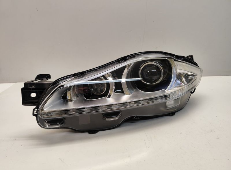AW9313W030AD Headlight left JAGUAR XJ (X351) (2009-2019)