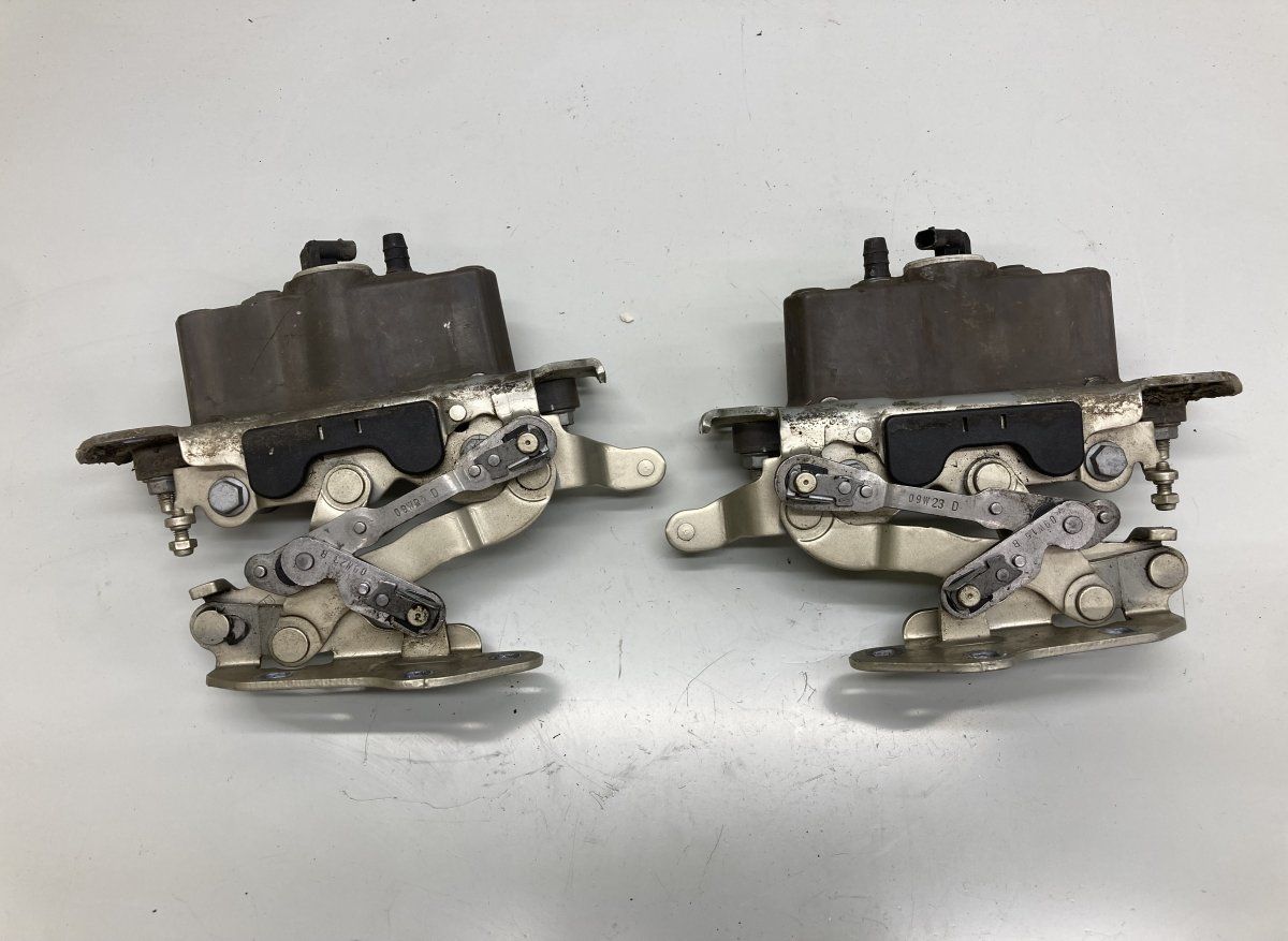A2129066301 A2048800228019 A2129066201 A2048800128019 Bonnet hinge set MERCEDES-BENZ E-CLASS (W212) (2009-2016)