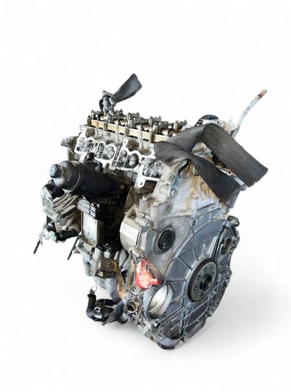 2WW 19000WA030 19000WA03084 Engine TOYOTA AVENSIS (T270) (2009-2018)
