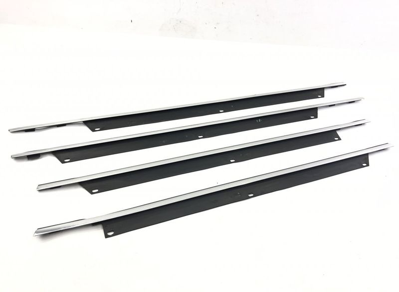 4L0853283C Door Window moulding Front Left AUDI Q7 (4L) (2006-2015)