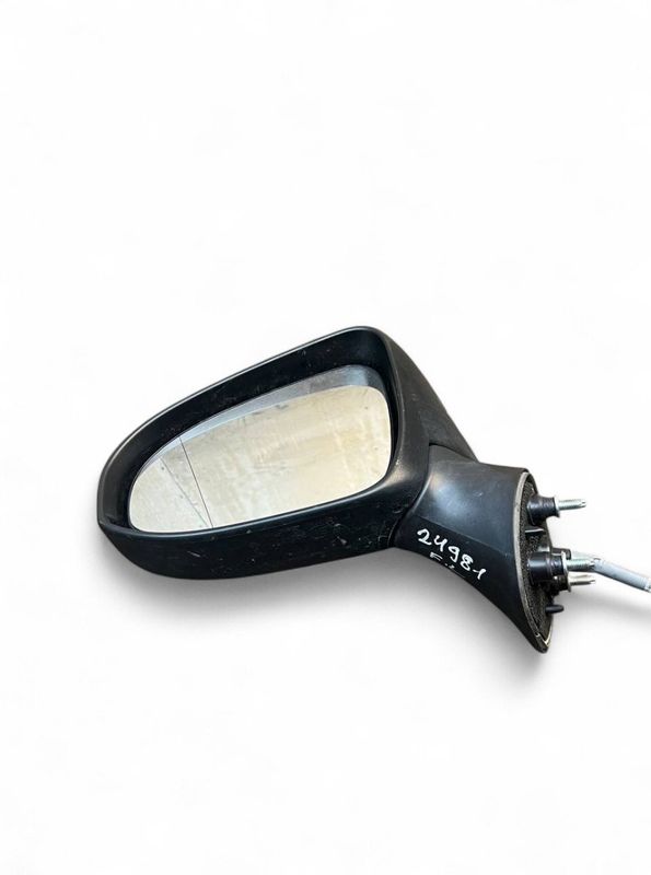 8794005420 Mirror left TOYOTA AVENSIS (T270) (2009-2018)