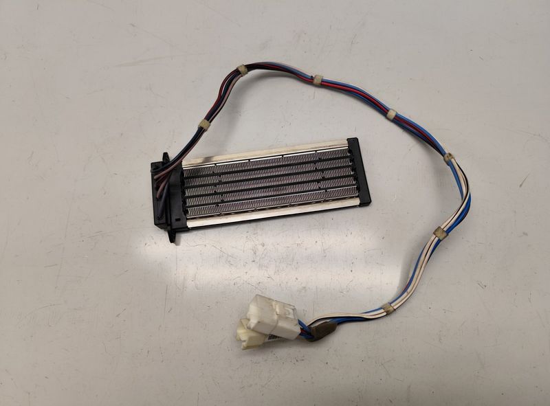 MF0134100251 8771002070 Heater core TOYOTA AURIS (E18) 2012-2018
