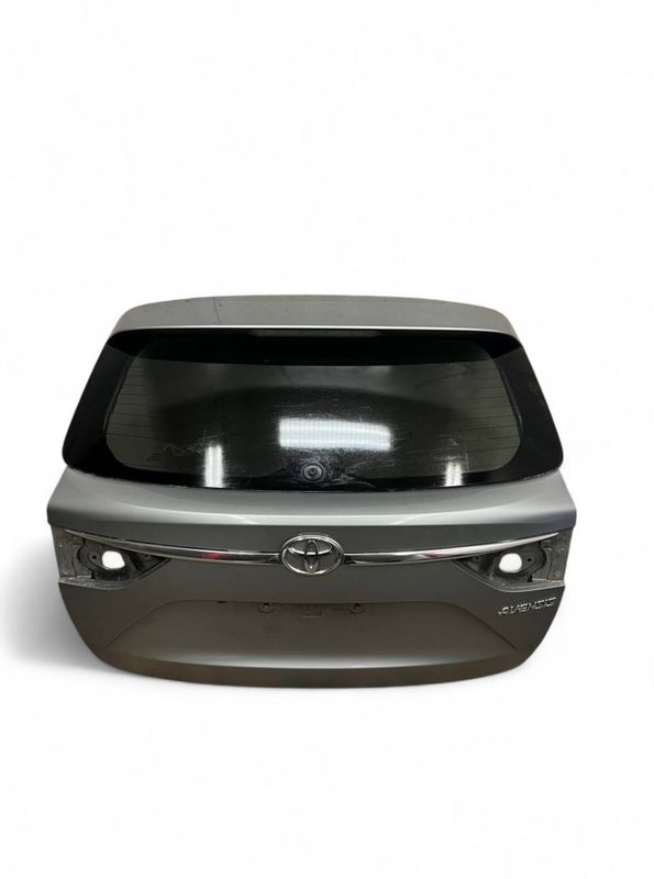 6700505130 Bootlid / tailgate TOYOTA AVENSIS (T270) (2009-2018)